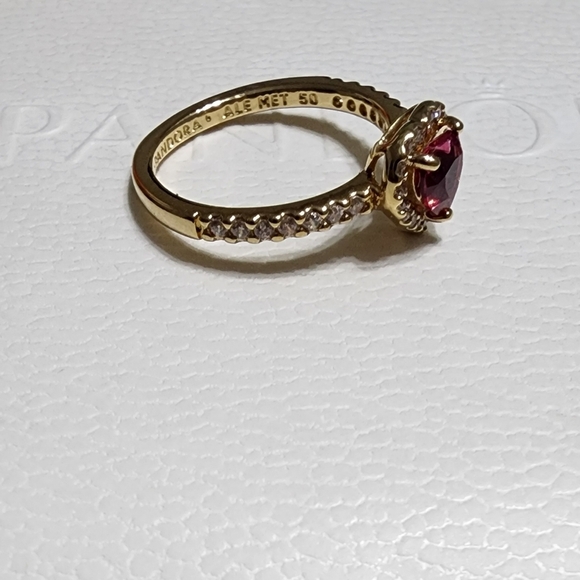 Pandora Elevated Heart Ring 14k gold plating - Picture 5 of 10